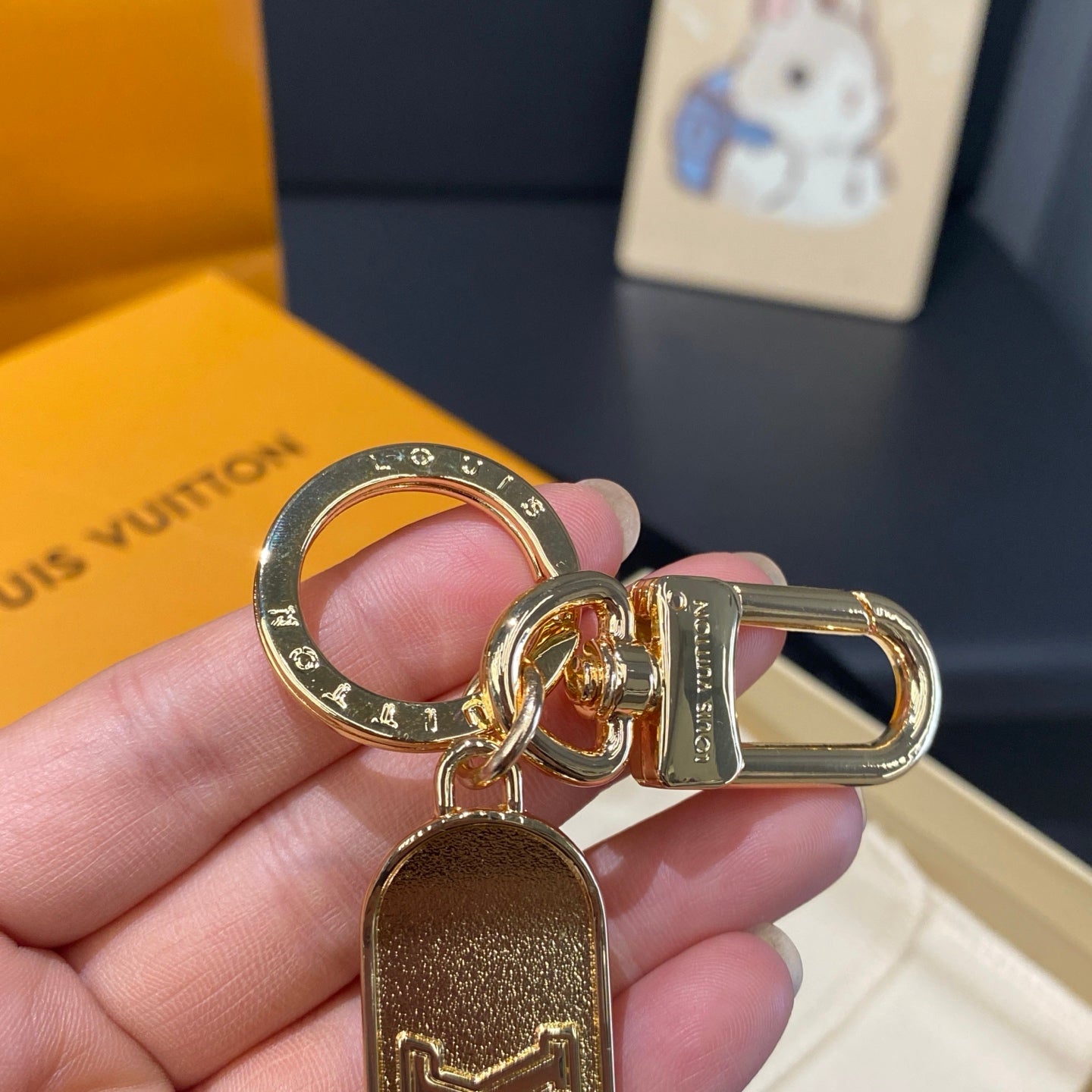 Luxury hanging ornament/keychain L-007