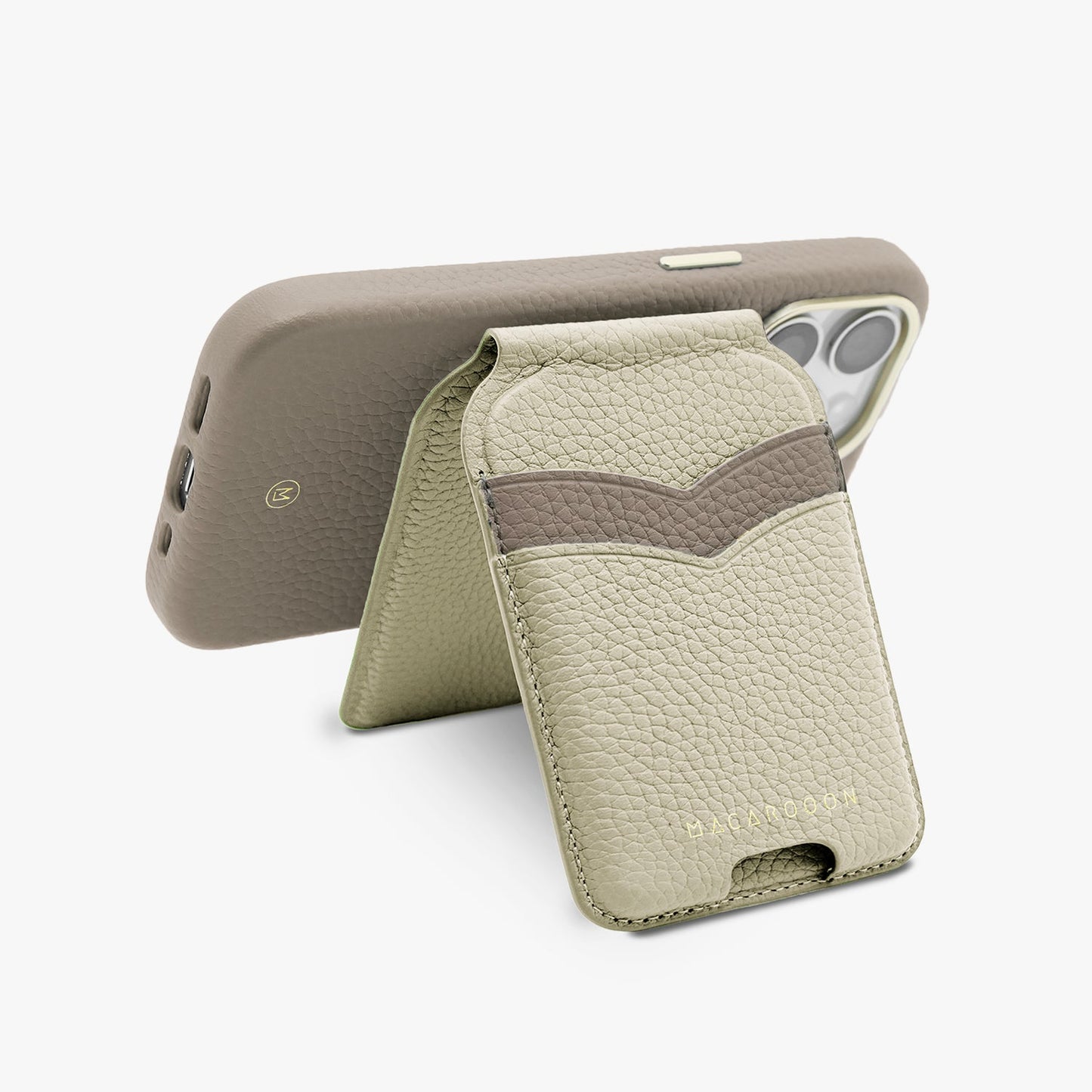 iPhone 17 Pro Leather MagSafe Case + Leather MagSafe Wallet Stand with Mirror