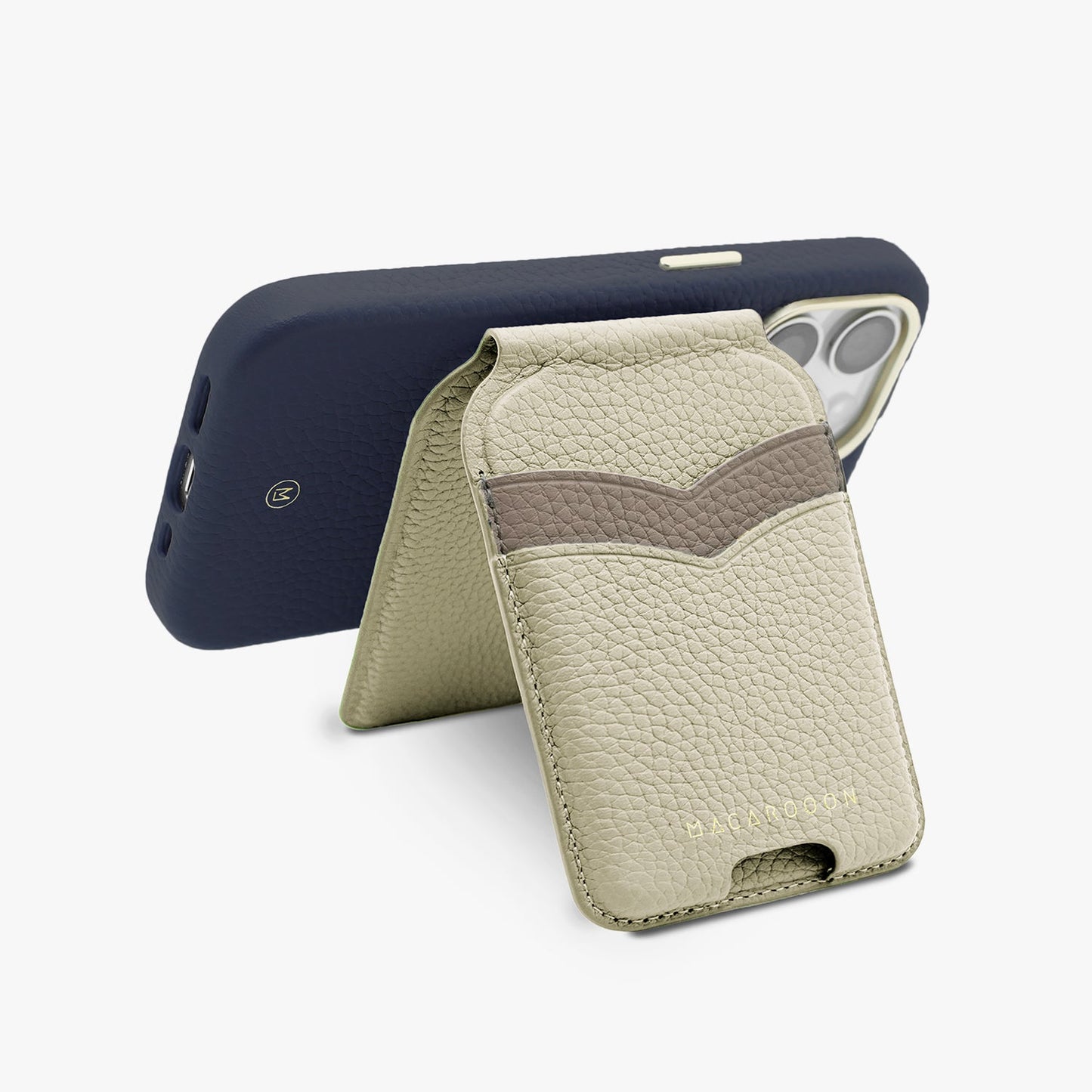 iPhone 17 Pro Leather MagSafe Case + Leather MagSafe Wallet Stand with Mirror