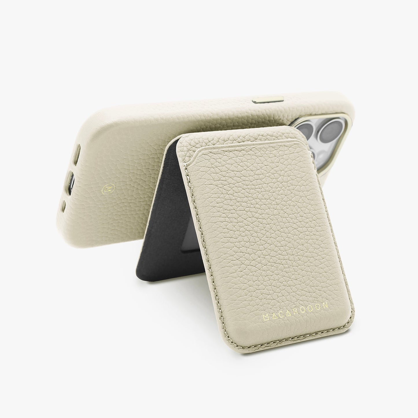 iPhone 17 Pro Leather MagSafe Case + Leather MagSafe Wallet with Stand