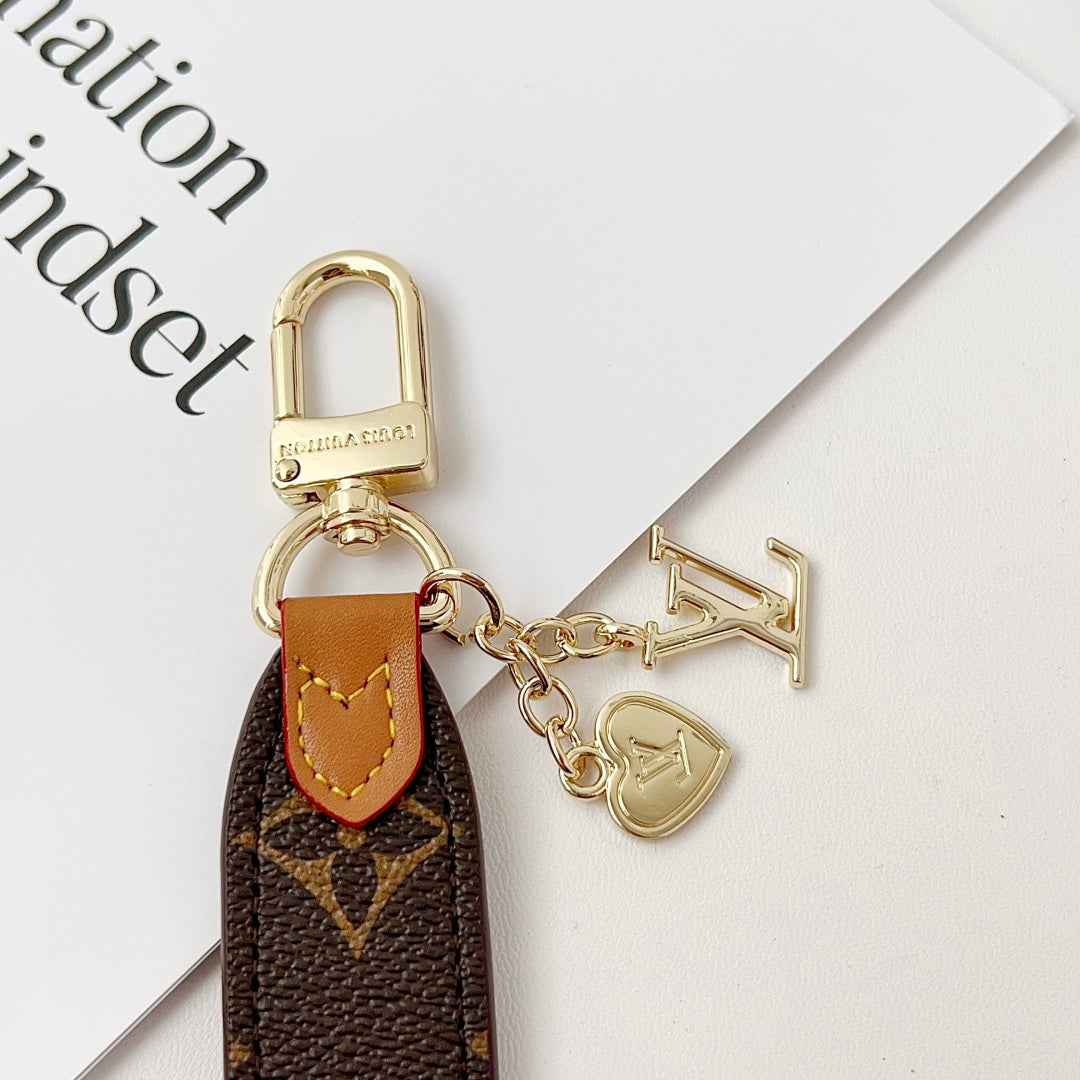 LV large flower heart pendant keychain
