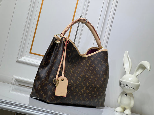 Stylish handbags 012