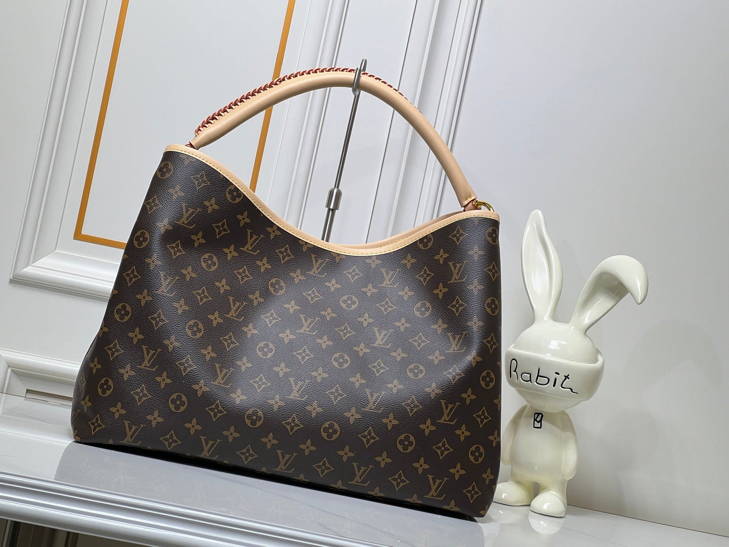 Stylish handbags 012